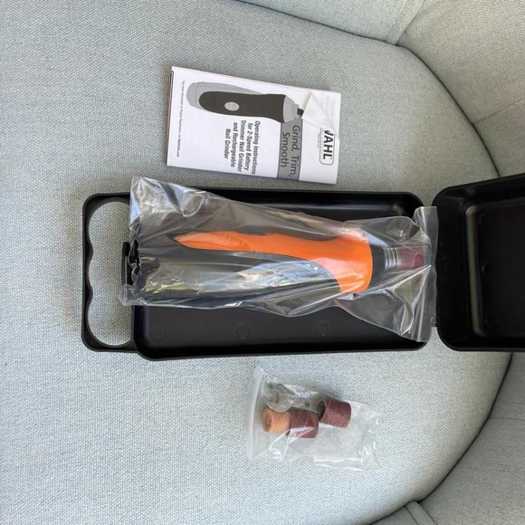 GRIND & SMOOTH PET NAIL GRINDER - Picture 4 of 9